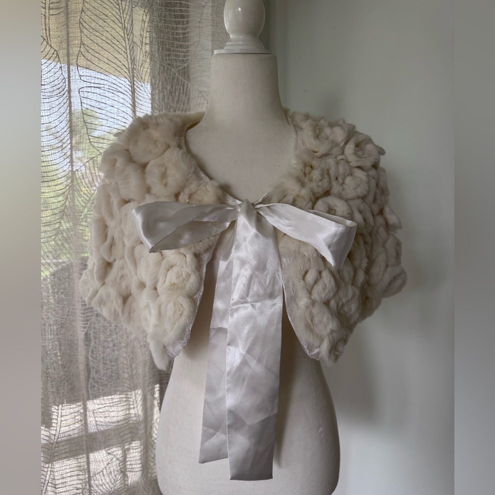 Linda Richards Luxury White Rabbit Fur Draped Stole